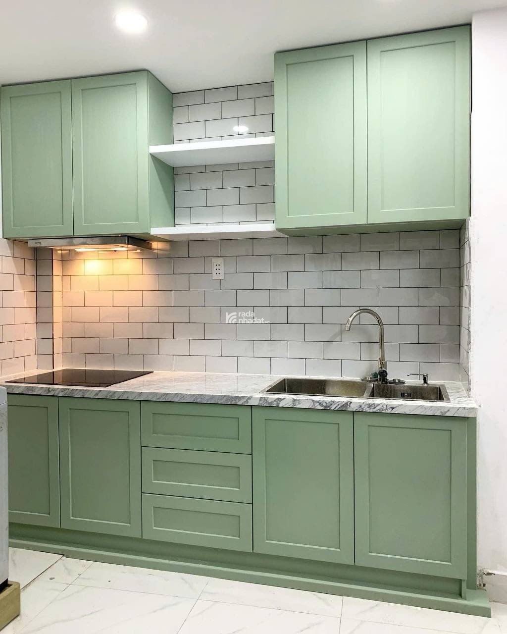 Bán nhà đẹp Thích Quảng Đức, Phường 5 Phú Nhuận, tặng full nội thất, nhỉnh 5 tỷ TL.