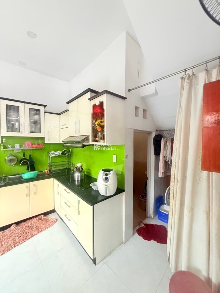 Bán Nhà HXT Góc 3 MT Hẻm Không LG 93m2 2 