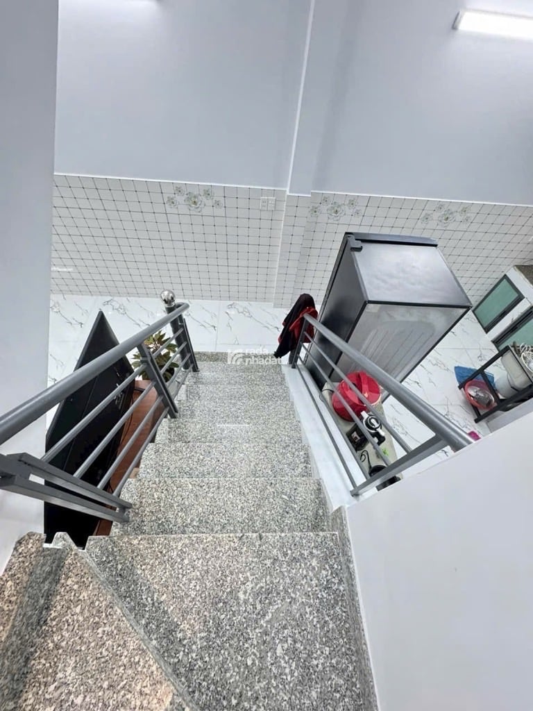 Bán nhà gần AEON tân phú bình hưng hoà