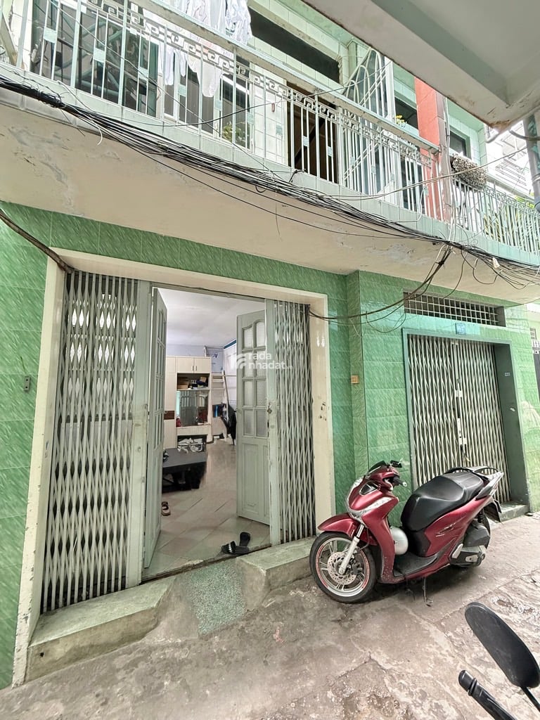 HẺM XE HƠI SÁT NHÀ, TÁI THIẾT, TÂN BÌNH, 6.5M NGANG HIẾM. GIẢM 350TR CHỈ CÒN 6.9T TL 
