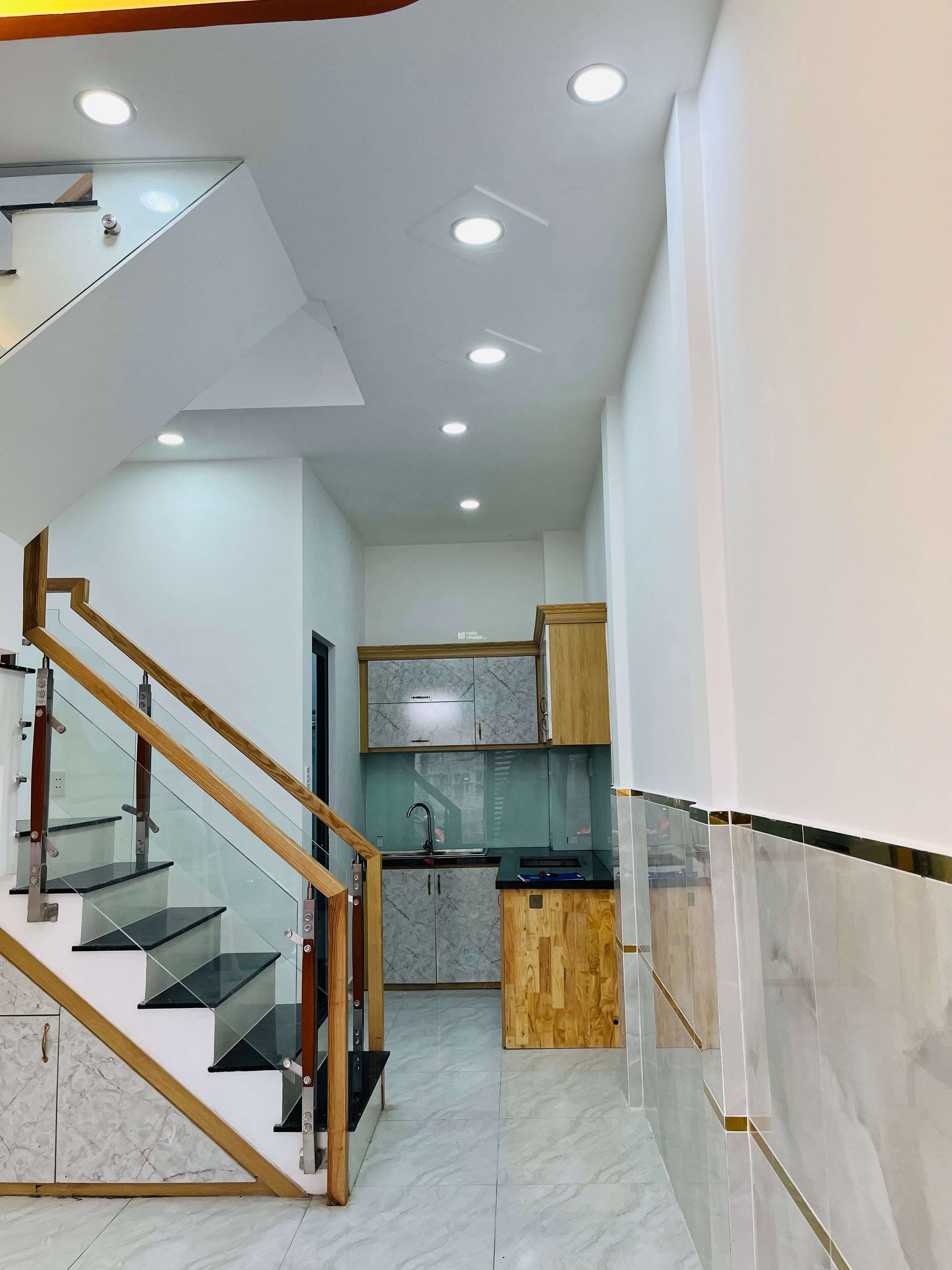 Bán nhà Tỉnh Lộ 10 Bình Tân 