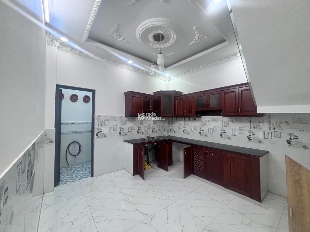  NHÀ HẺM XE HƠI 1806 HUỲNH TẤN PHÁT, TRUNG TÂM TT NHÀ BÈ, 50M2