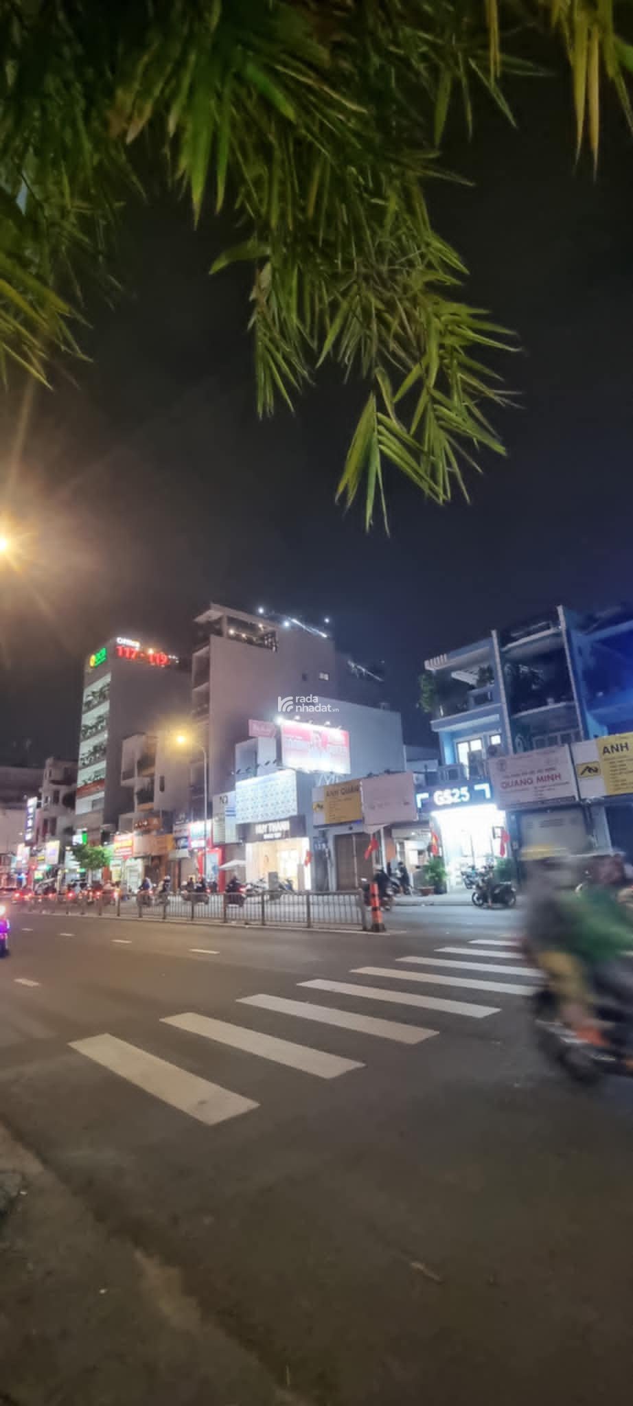 Ngay Hàng Xanh, bán nhà nát HXH Bạch Đằng, p24 Bình Thạnh, 99m2 chỉ 11.9 tỷ