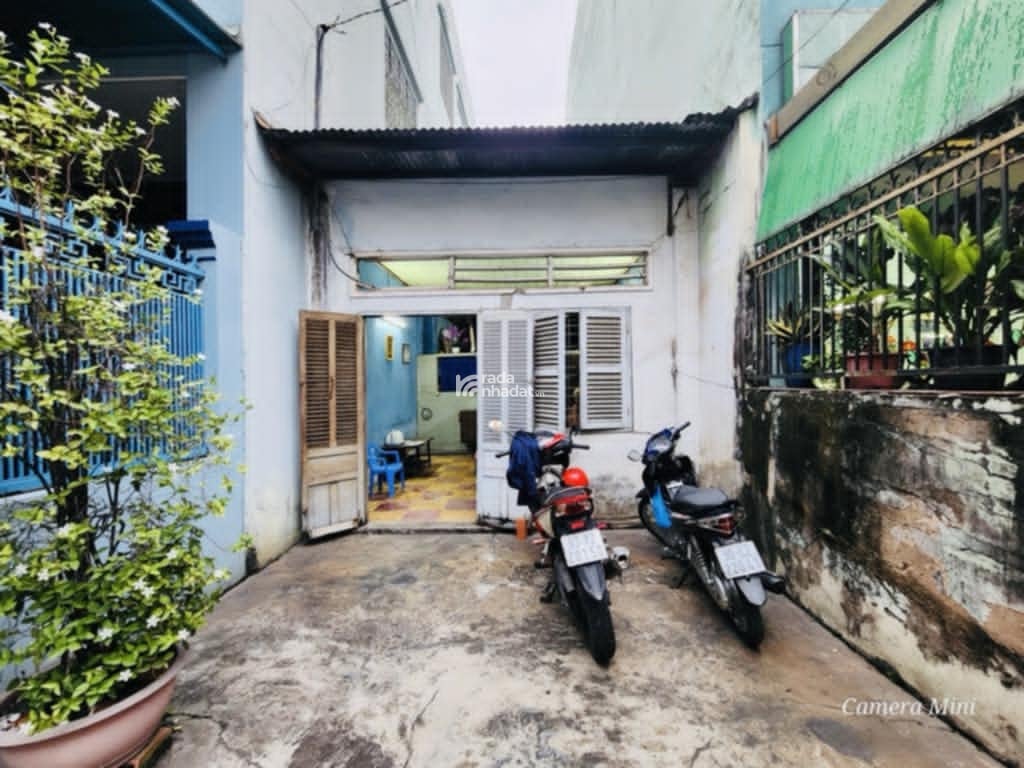Ngay Hàng Xanh, bán nhà nát HXH Bạch Đằng, p24 Bình Thạnh, 99m2 chỉ 11.9 tỷ