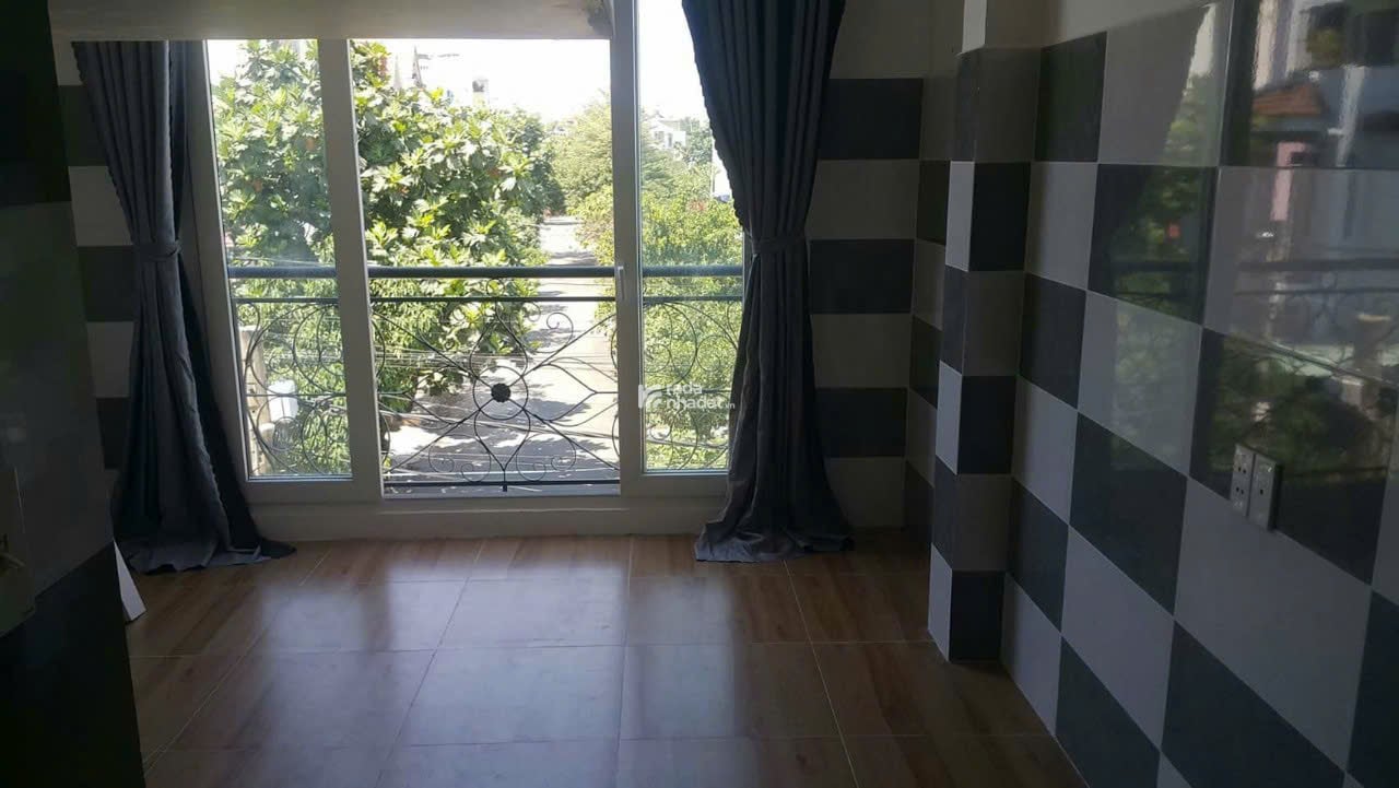CHDV KHU BÊN SÔNG VIP GIÁP BÌNH THẠNH - 160 M ( 8 X 20) - 5 TẦNG - HẨM ĐỂ XE - DÒNG TIỀN 85Tr/THÁNG