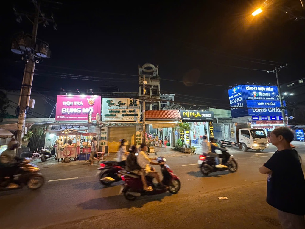 MT KINH DOANH SẦM UẤT Phan Anh  Hiệp Tân Tân Phú  