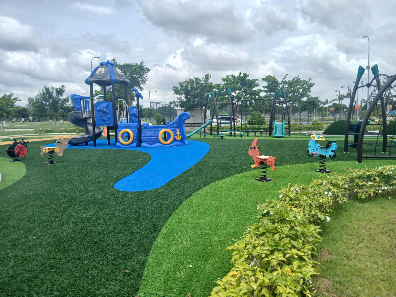 CẦN BÁN GẤP LÔ ĐẤT THUỘC " KĐT THE SOLIA ", GIÁ TỐT ĐẦU TƯ & AN CƯ ,GIÁ FULL 2,25 TỶ
