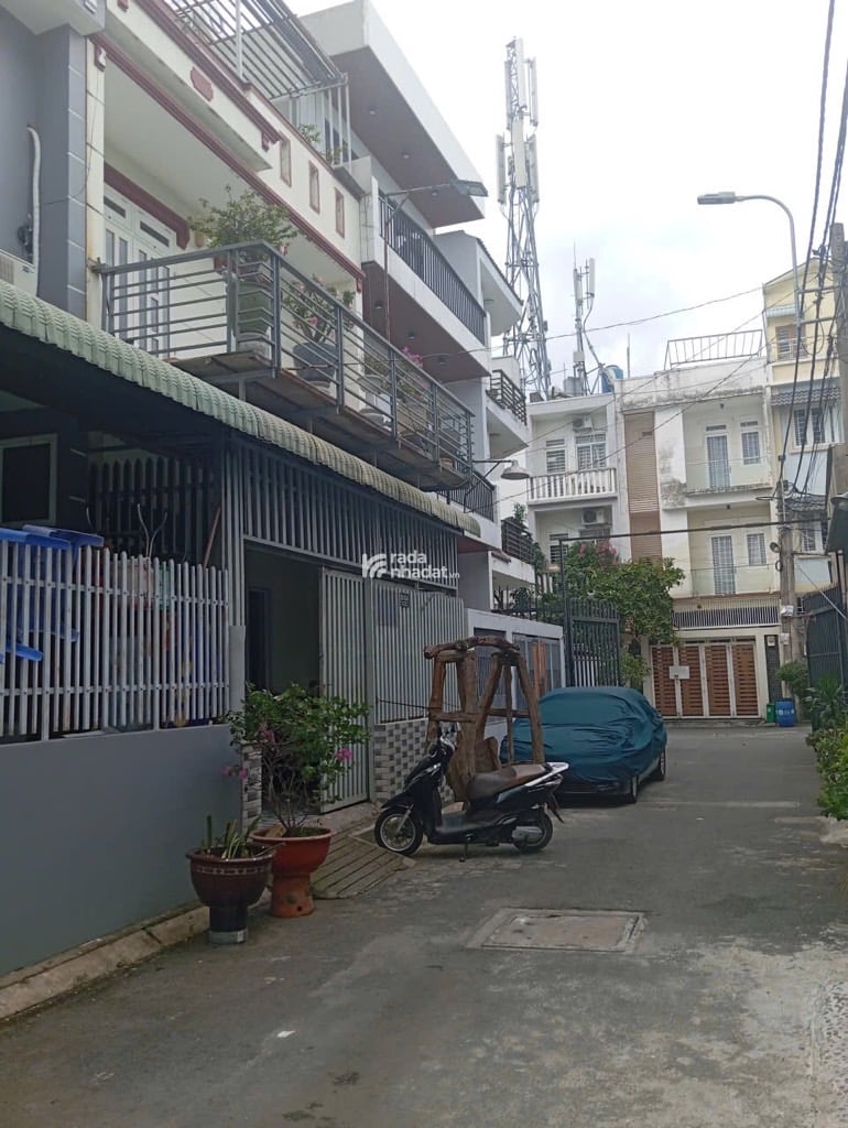 HẺM THÔNG XE TẢI VI VU, GẦN BV ĐK THỦ ĐỨC, NGANG KHỦNG 16m, DT 232m2 CHỈ 13,5 TỶ.