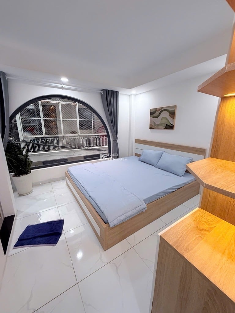 SÁT Q.1 - 5 TẦNG BTCT- NGUYỄN CỬU VÂN-P.17- BÌNH THẠNH DT: 4*9.5M- 7 TỶ 75