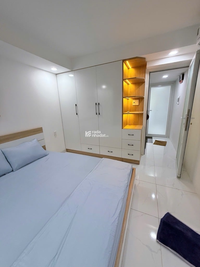 SÁT Q.1 - 5 TẦNG BTCT- NGUYỄN CỬU VÂN-P.17- BÌNH THẠNH DT: 4*9.5M- 7 TỶ 75