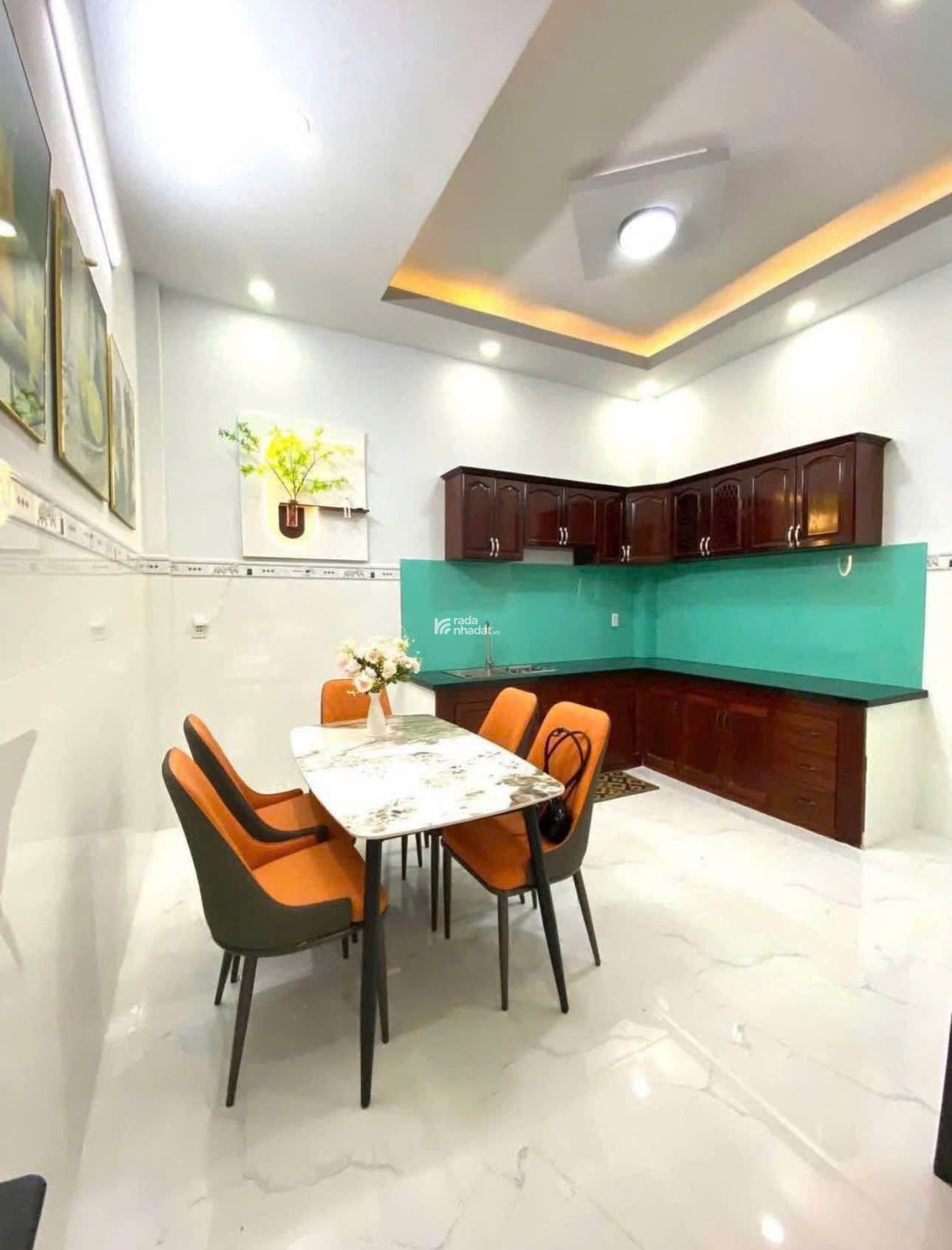 Căn nhà 2 tầng, 54m2 ngay Hồng Hà, Tân Bình. Giá: 4 Tỷ 590. SHR, hẻm 5m, full nội thất