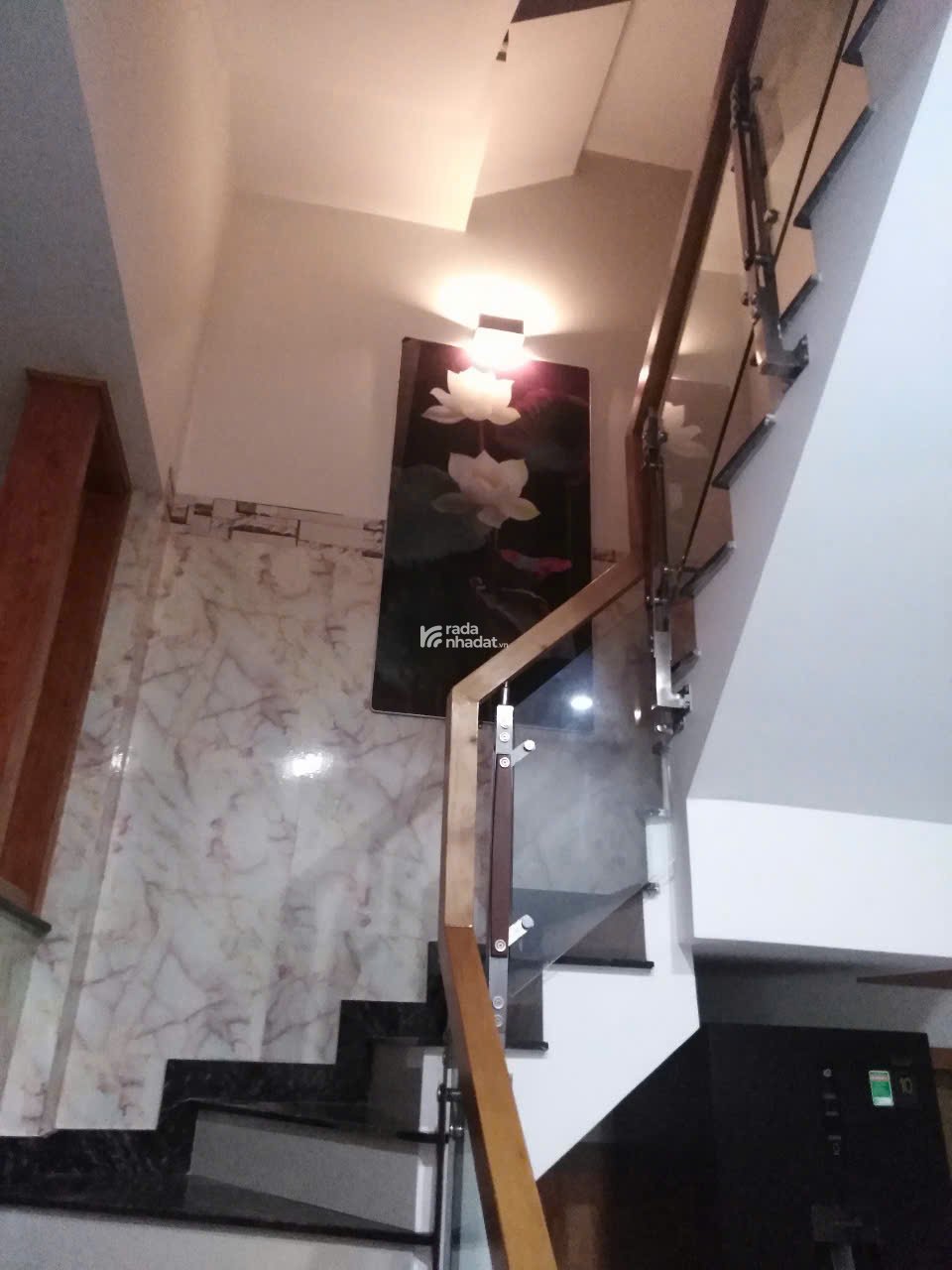 Cần bán gấp, nhà 1 trệt 3 lầu, sổ hồng riêng, đã hoàn công