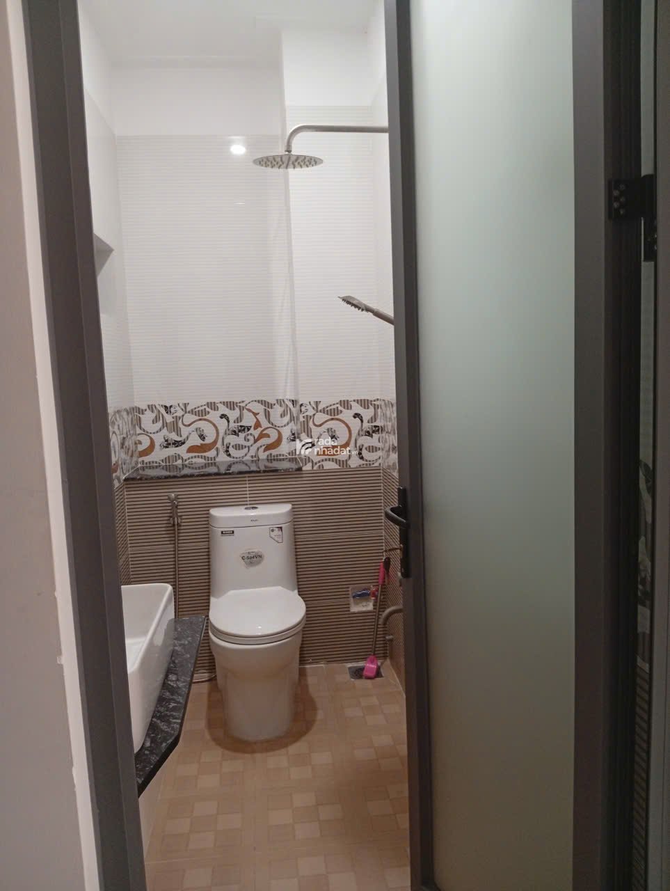 Cần bán gấp, nhà 1 trệt 3 lầu, sổ hồng riêng, đã hoàn công