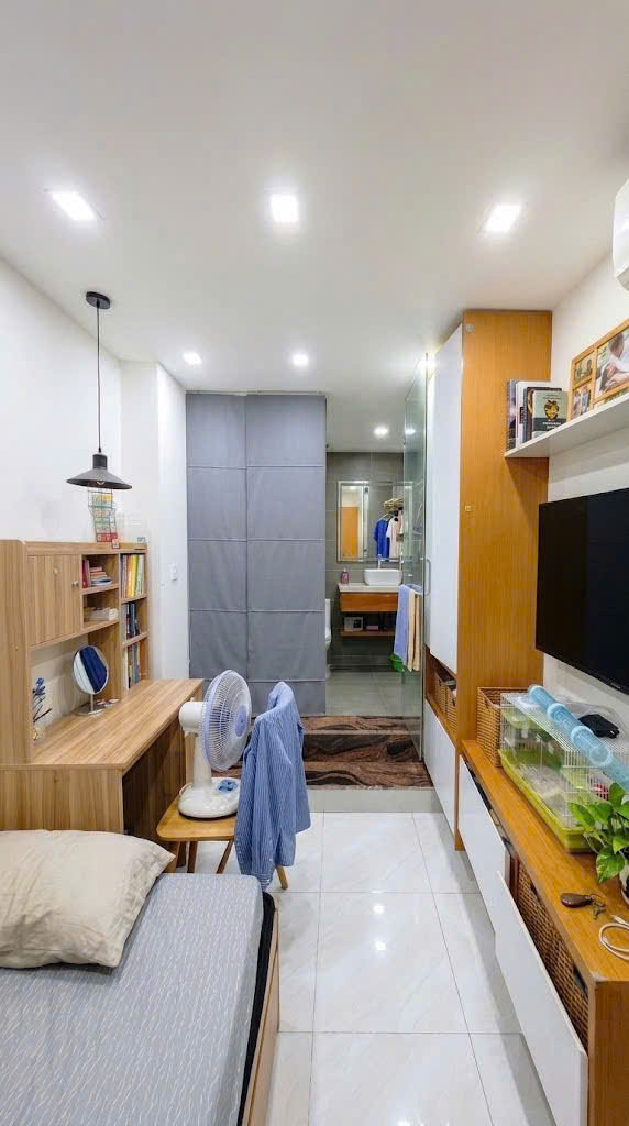 Bán Chung cư Nguyễn Tri Phương, QUẬN 5, DT 8x8 (63 m2), giá 4.5 tỷ