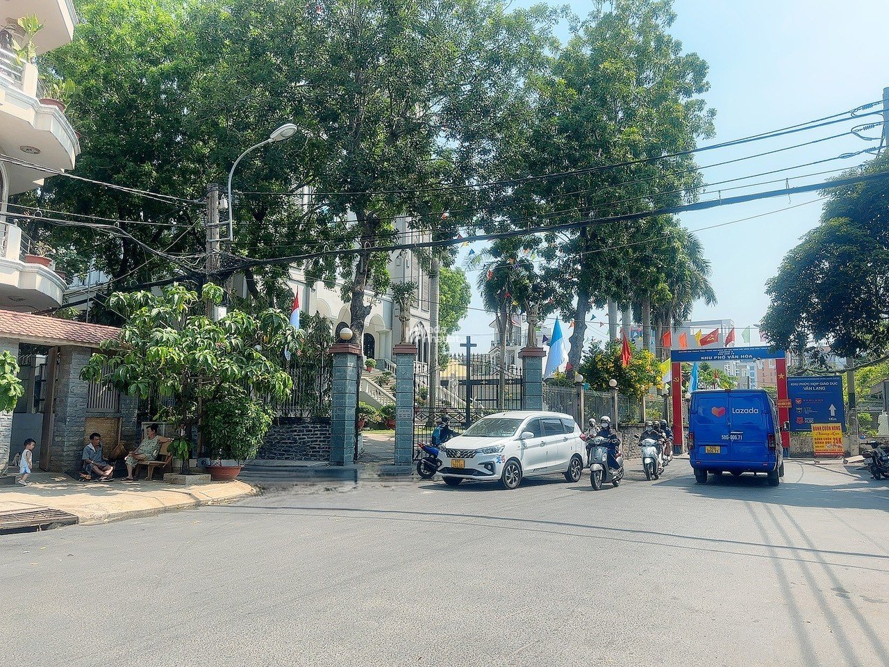 CHDV 6L có HẦM ngang 9m 140m2 26PNMB thuê HXH tới cửa ngay ĐH Văn Lang DT 170tr 27.5 tỷ