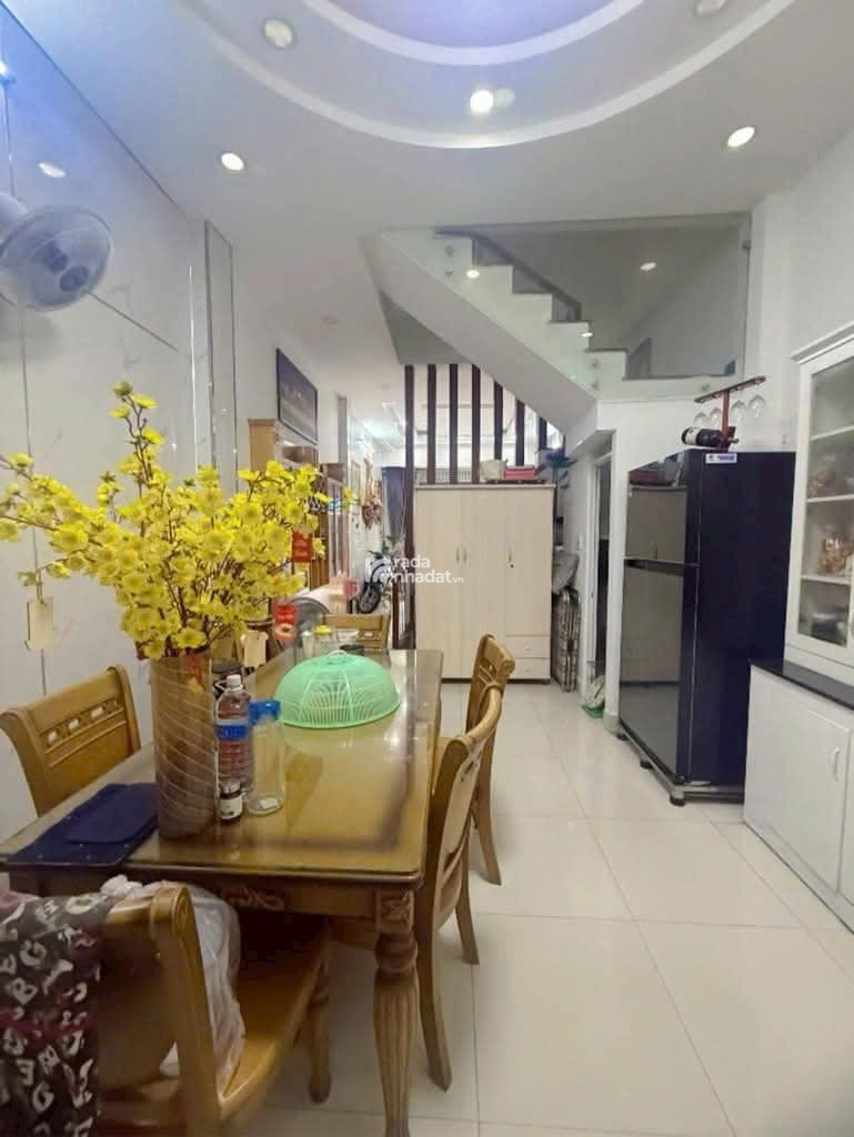 (BÌNH TÂN) TÂN KỲ TÂN QUÝ - GIÁ NHỈNH HƠN 6 TỶ - 4 TẦNG 4x15m - HẺM XE HƠI - VỊ TRÍ SIÊU ĐẸP