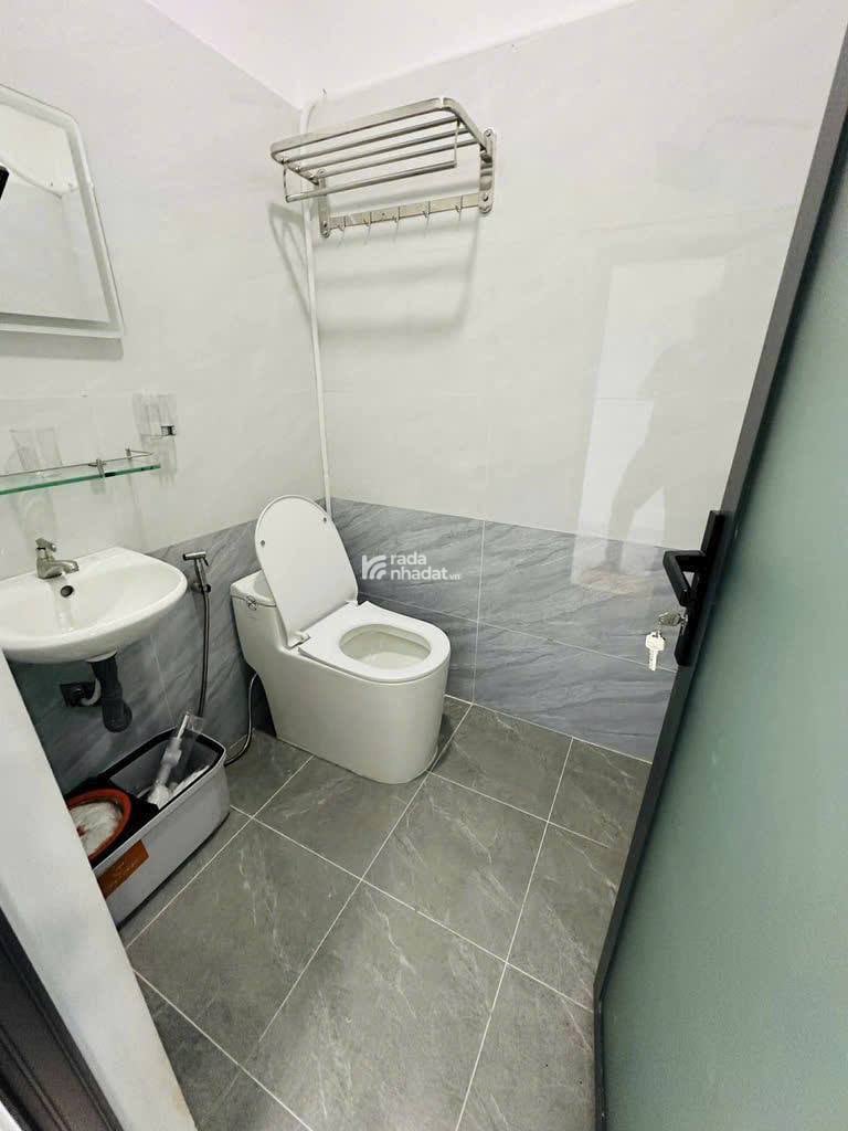 NHÀ NHỎ ĐỦ CÔNG NĂNG - TRUNG TÂM BÌNH THẠNH - HAI MẶT HẺM THOÁNG