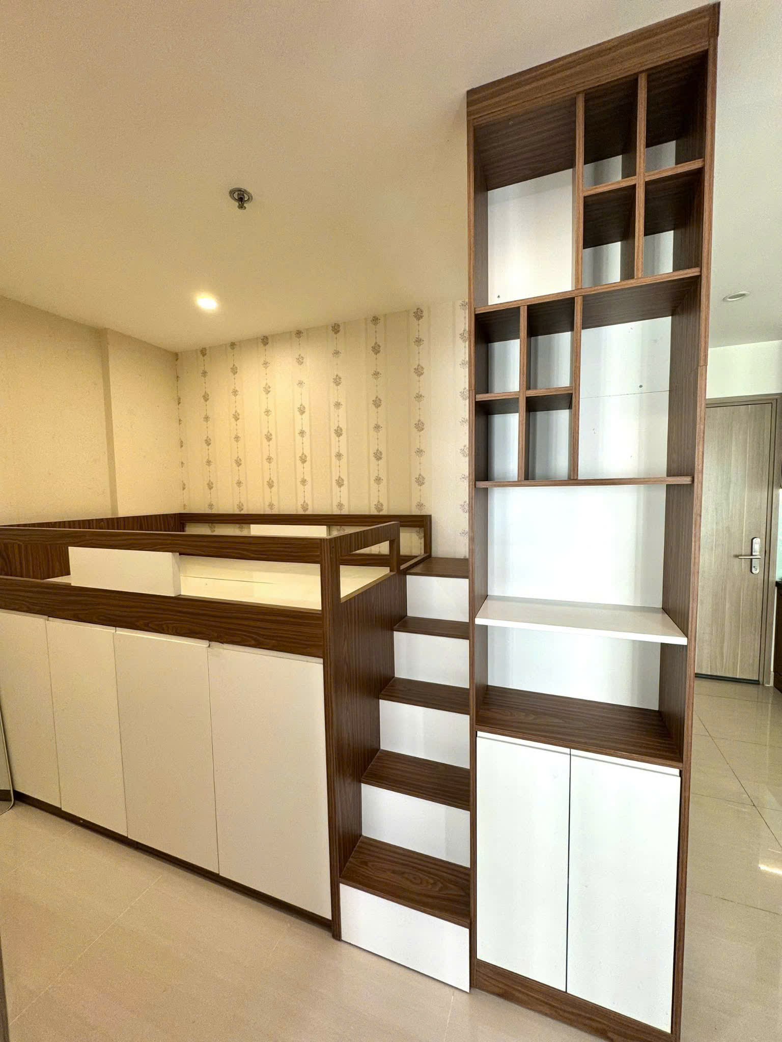 CHÍNH CHỦ BÁN CĂN 1PN S1.07.1212 FULL NỘI THẤT SỔ SẴN