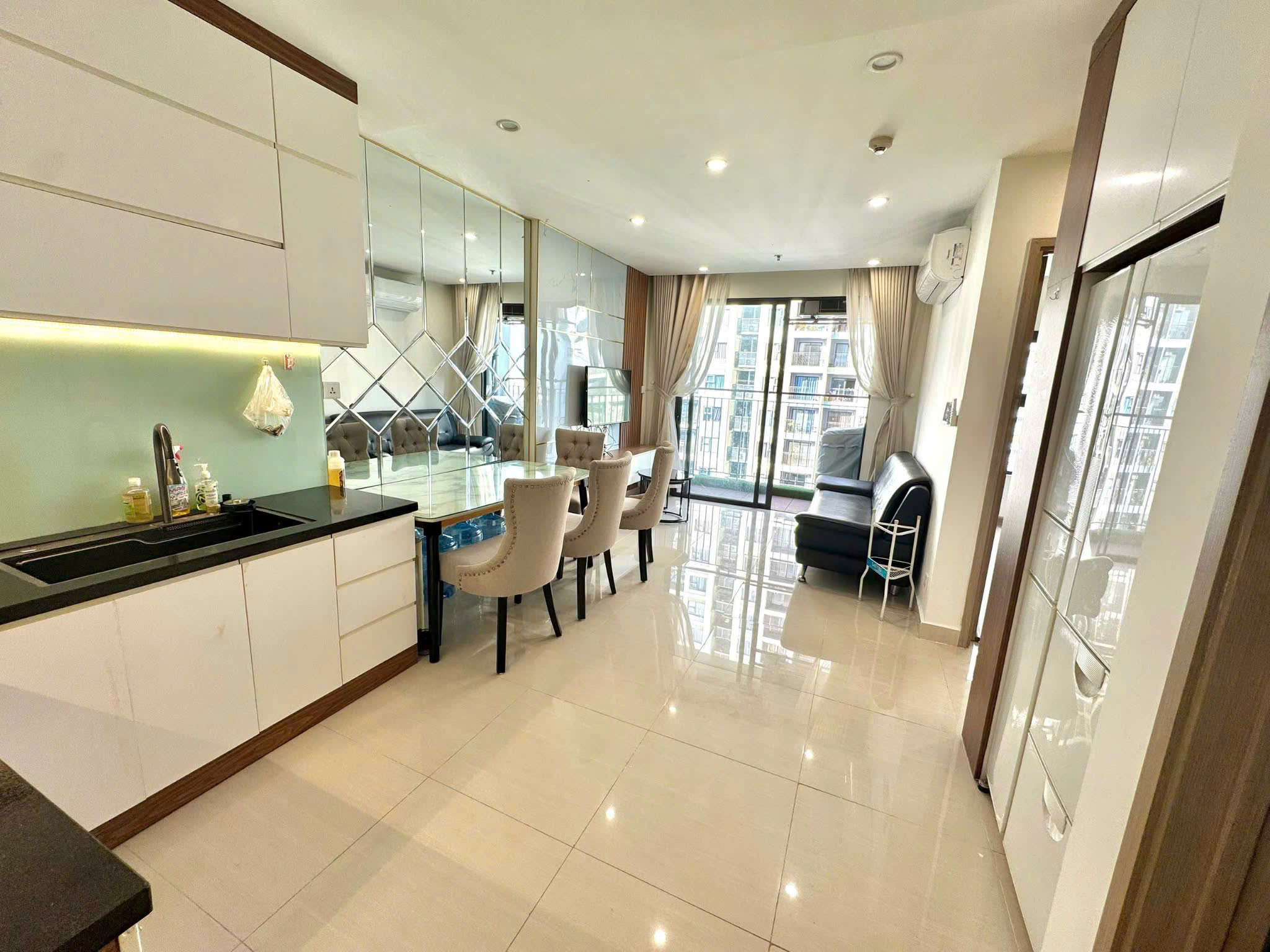 CHÍNH CHỦ BÁN CĂN 1PN S1.07.1212 FULL NỘI THẤT SỔ SẴN