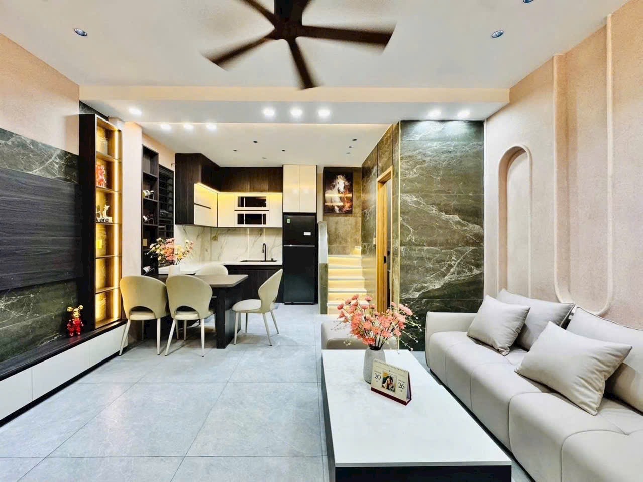 bán nhà diện tích 34,6m2 giá 2tỷ750 đường Nơ Trang Long P7 Q.Bình Thạnh