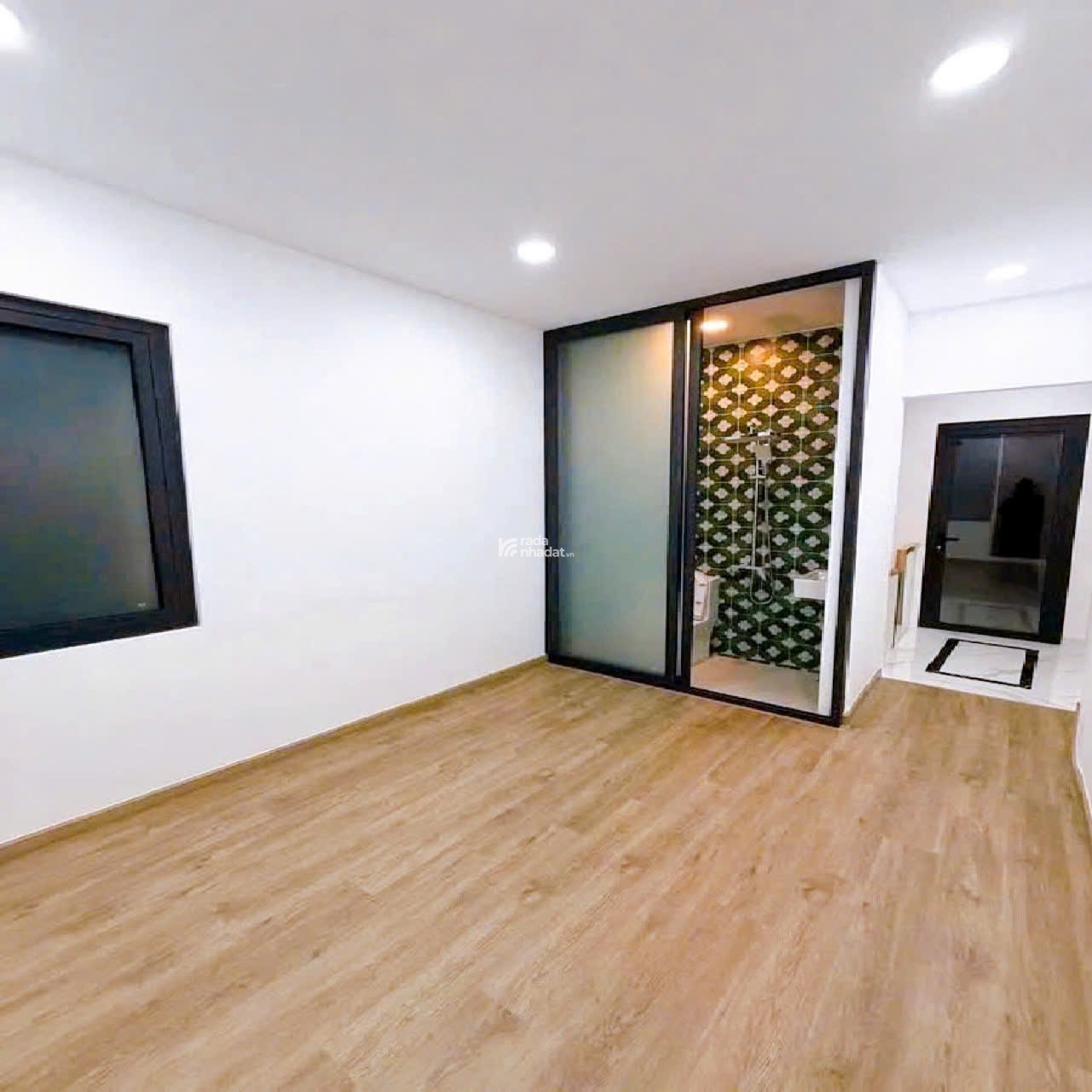 BÁN NHÀ QUẬN PHÚ NHUẬN - ĐẶNG VĂN NGỮ - 3.5 x 12 m - 3 TẦNG - GIÁ 7.75 TỶ