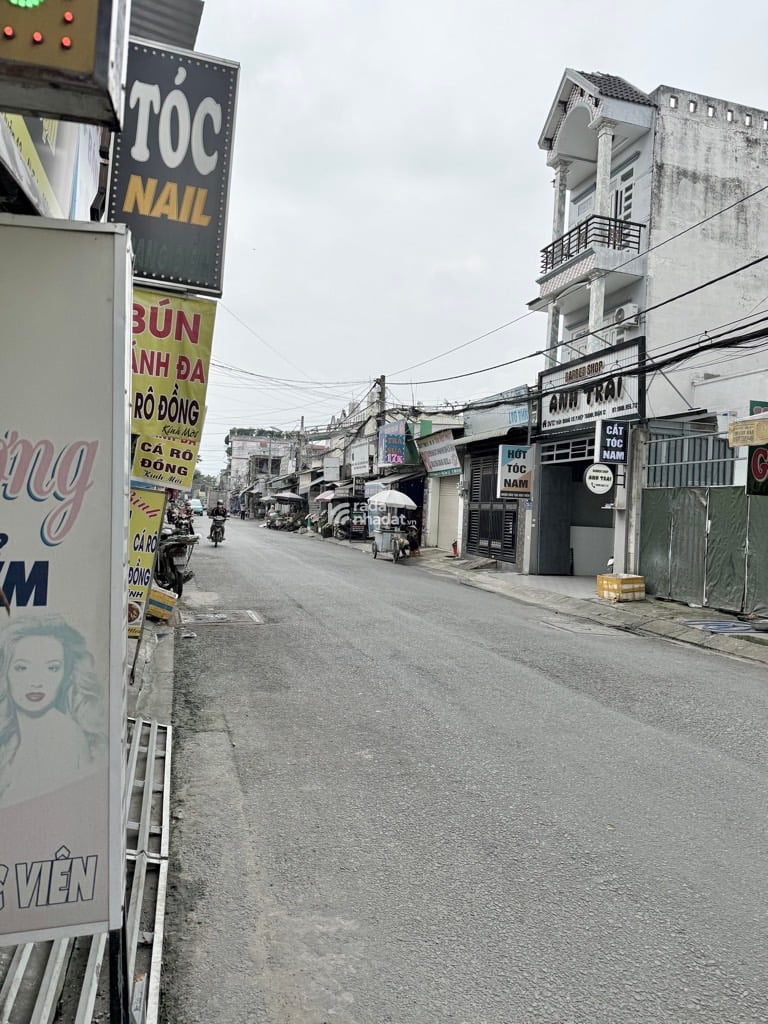 NHÀ MẶT TIỀN TRẦN QUANG CƠ  3 TẦNG KHANG TRANG  KINH DOANH CỰC ĐỈNH NGAY TRUNG TÂM Q12