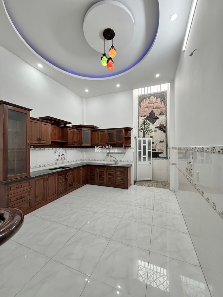 NHÀ MẶT TIỀN TRẦN QUANG CƠ  3 TẦNG KHANG TRANG  KINH DOANH CỰC ĐỈNH NGAY TRUNG TÂM Q12