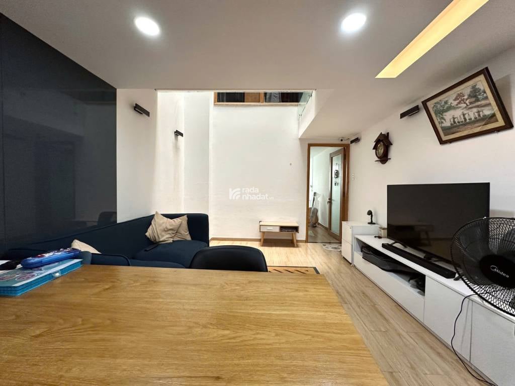 BÁN NHÀ MỚI HẺM 302 HAI BÀ TRƯNG TÂN ĐỊNH QUẬN 1 - 4x17m - GIÁ CHỈ 22 TỶ 