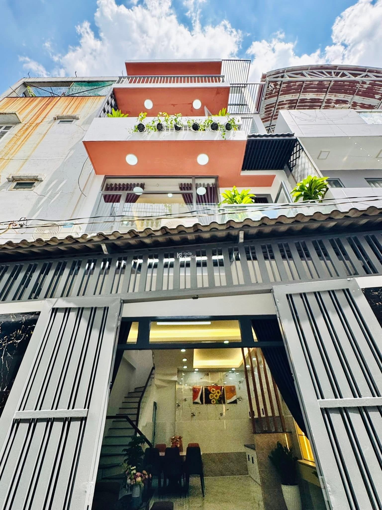 Nhà Hoàng Hoa Thám P6 Q Bình Thạnh , 49,5 m2 , 3 PN , 4WC , 2tỷ530