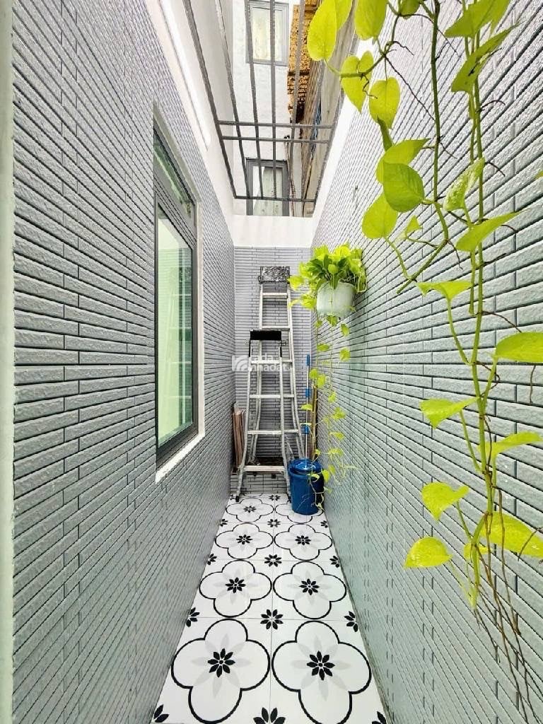 BÁN GẤP NHÀ MỚI FULL NỘI THẤT -PHƯỜNG 15 TÂN BÌNH-ĐẦY ĐỦ TIỆN ÍCH 