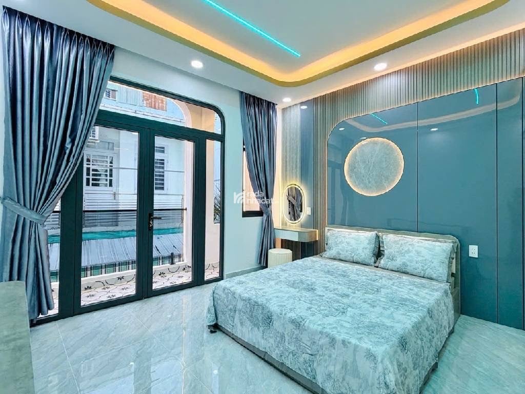 BÁN GẤP NHÀ MỚI FULL NỘI THẤT -PHƯỜNG 15 TÂN BÌNH-ĐẦY ĐỦ TIỆN ÍCH 