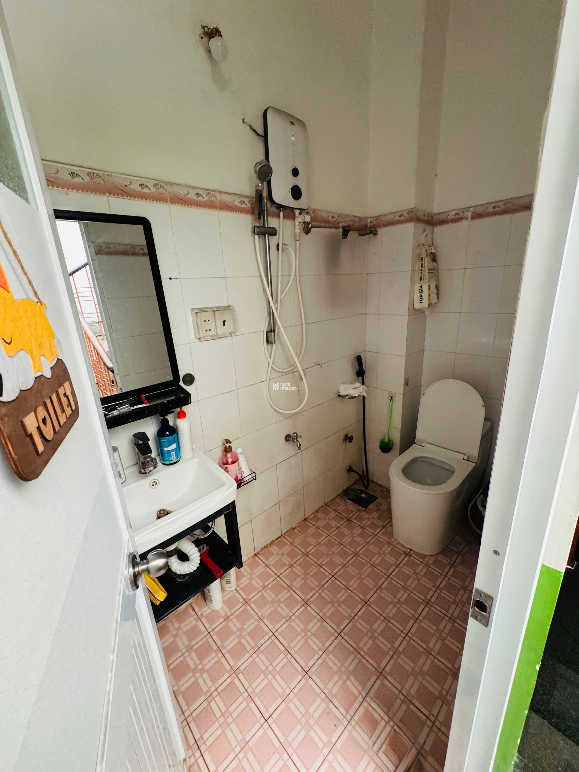 BÁN NHÀ HẺM XE HƠI VÕ VĂN KIỆT QUẬN 1 - 57.2m2 - NHỈNH 15 TỶ