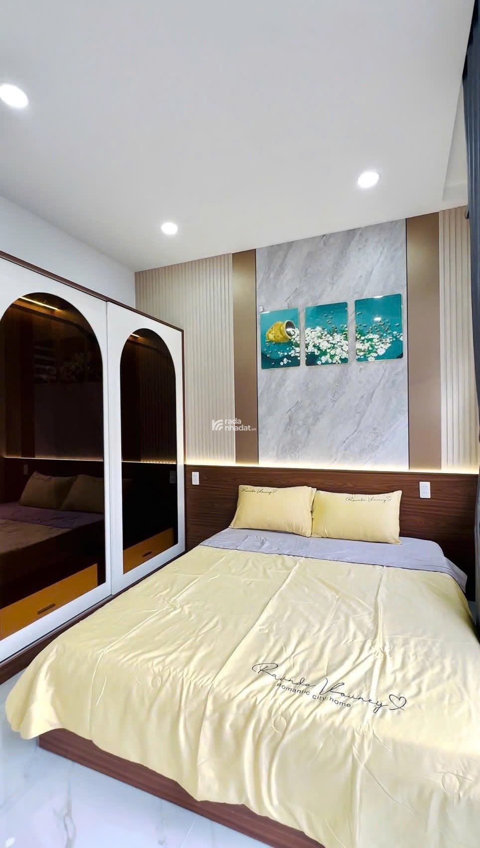 BÁN NHÀ đi ĐỊNH CƯ 48,9m2 giá 4tỷ65 Đường Phạm Văn Hai Phường 5 Quận Tân Bình  Tphcm