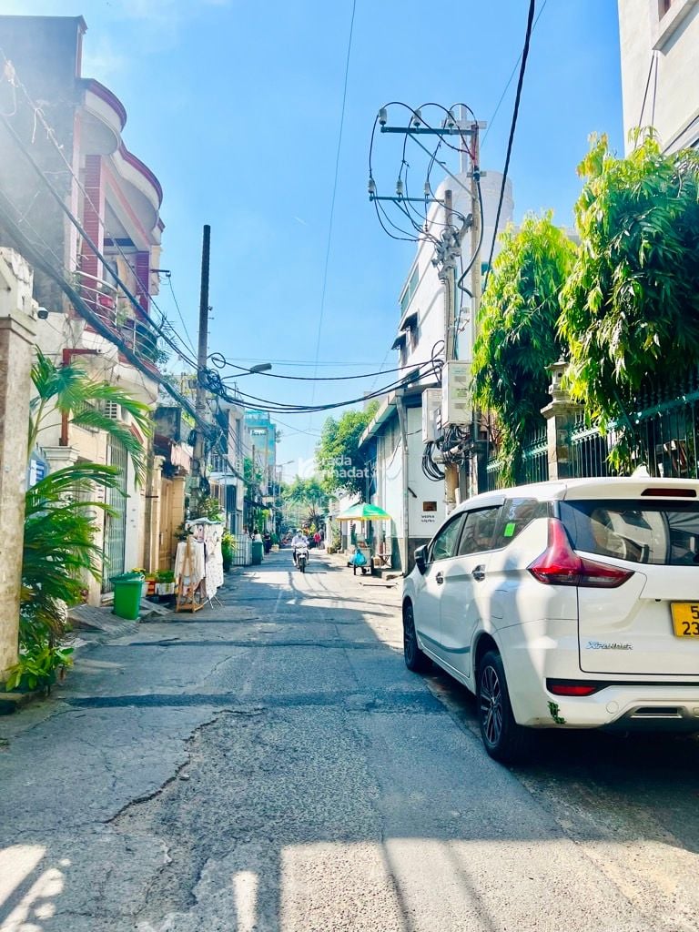 BIỆT THỰ ĐẸP 3 TẦNG 318M2-MẶT TIỀN ĐÔ ĐỐC LỘC-GIÁ 28.9 TỶ