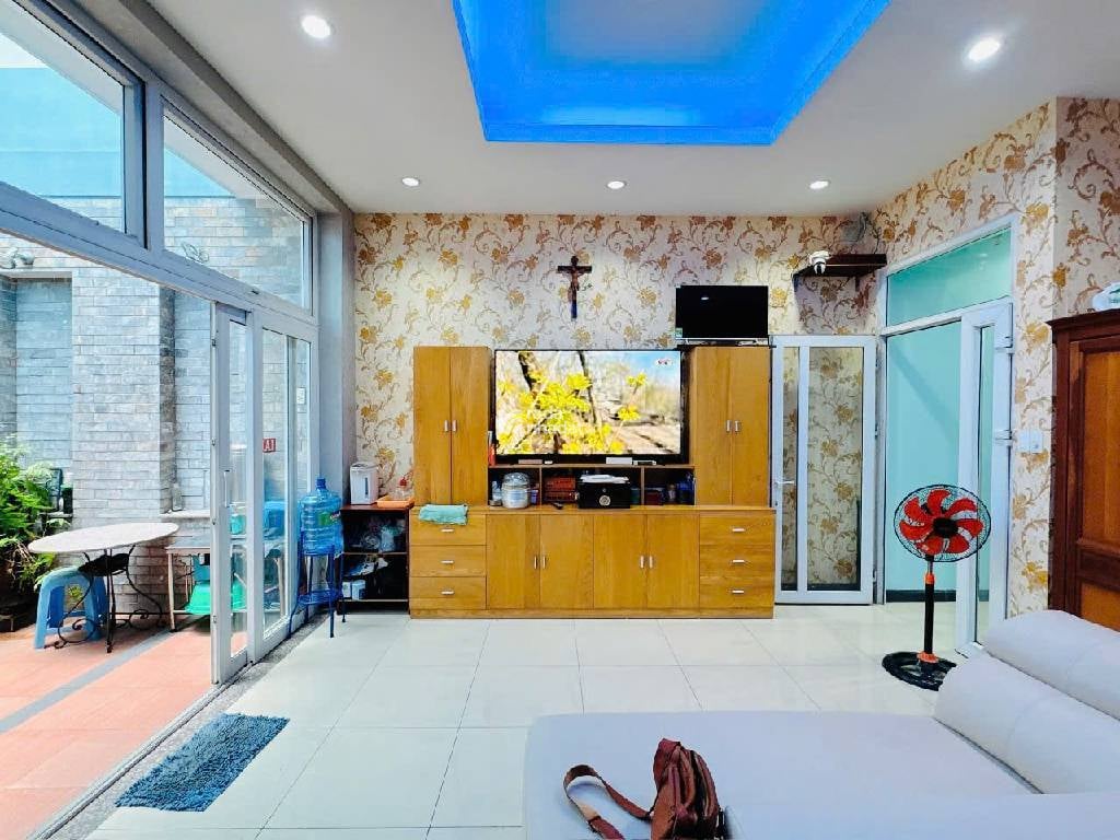 KHU ETOWN, MTKD TRƯỜNG CHINH, TÂN BÌNH, 145M2 CÓ KC Ở NGAY. GIẢM 350TR CHỈ CÒN 25T