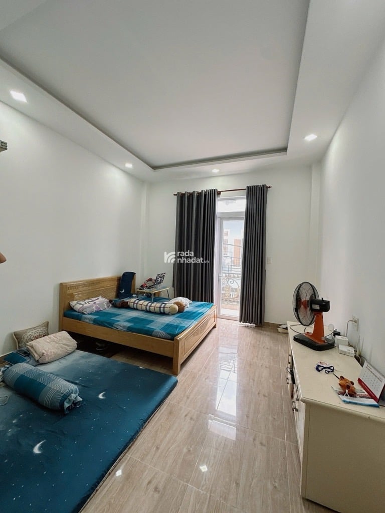 NHÀ ĐẸP 4 TẦNG- KHU VIP TÂN PHÚ - GẦN TRƯỜNG THPT TRẦN PHÚ/CHỢ TÂN HƯƠNG- ĐI BỘ RA CÔNG VIÊN