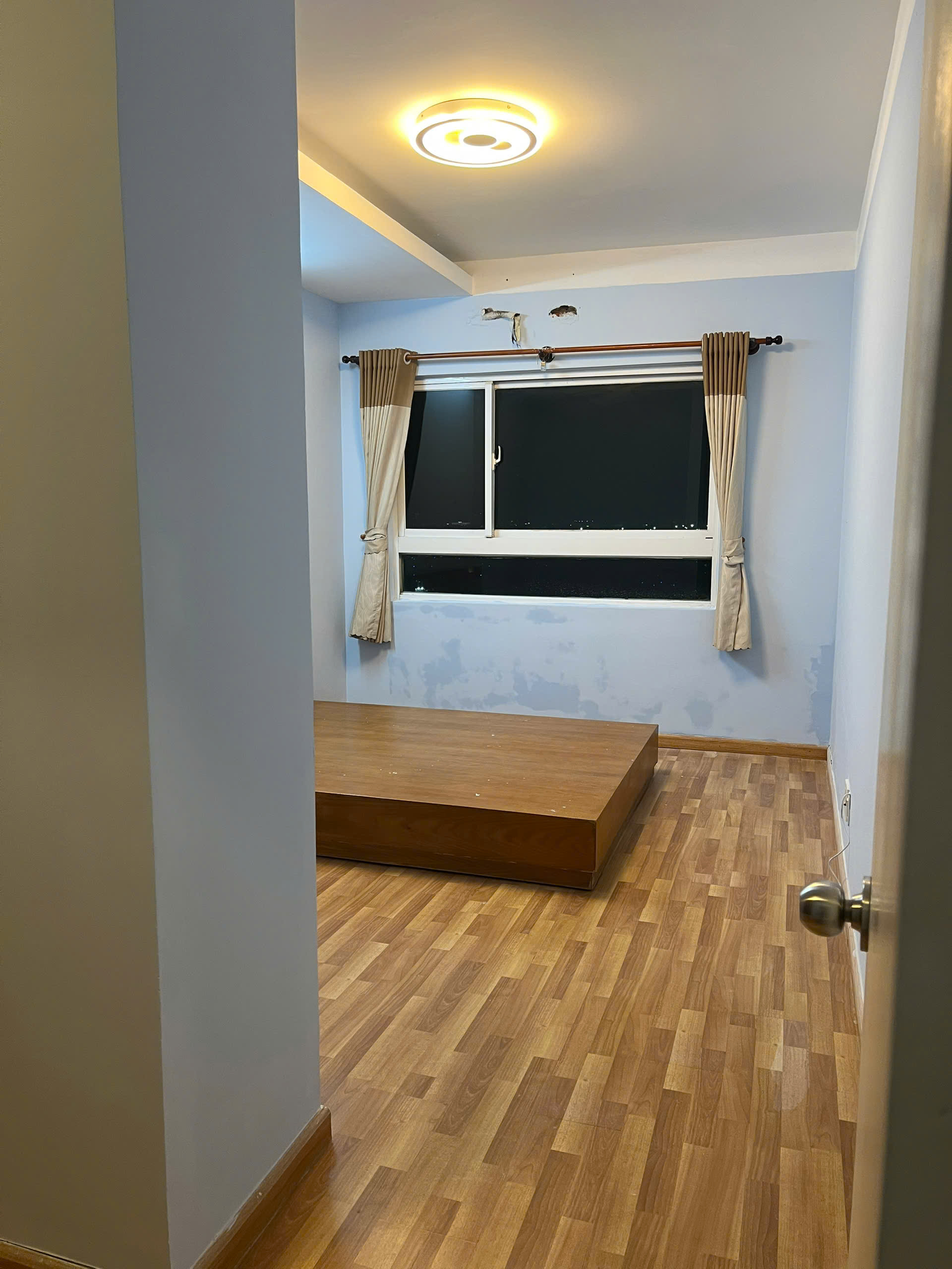 CHỦ CẦN TIỀN CẦN BÁN GẤP CHUNG CƯ CARILLON 1 TÂN BÌNH
