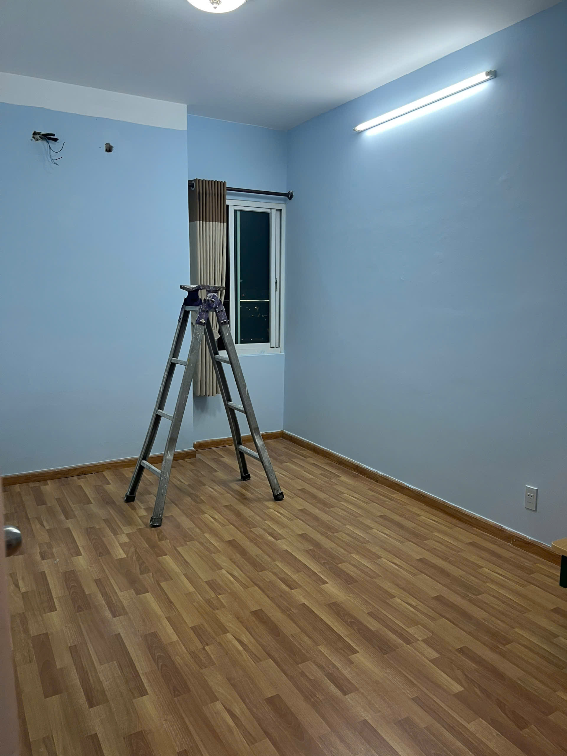 CHỦ CẦN TIỀN CẦN BÁN GẤP CHUNG CƯ CARILLON 1 TÂN BÌNH