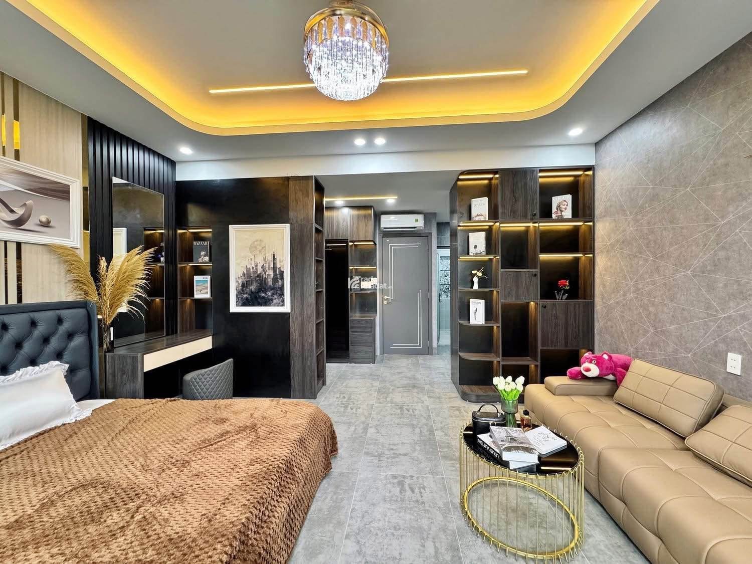 BÁN NHÀ PHỐ ĐẸP DỌN VÀO NGAY TRUNG TÂM TP. TÂN AN, LONG AN  82m2 CHỈ 2TỶ7 SHR