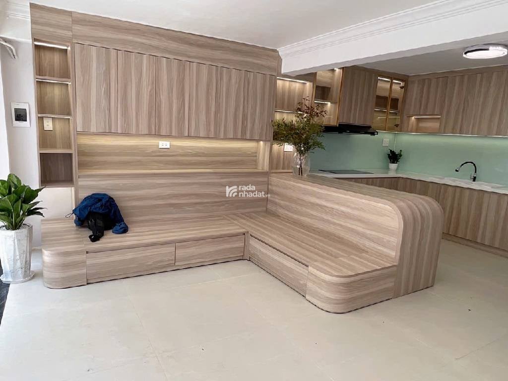 Kết cấu 2 Tầng BTCT, 4 Phòng ngủ, có phòng trệt cho người lớn tuổi, 2 nhà vệ sinh,  