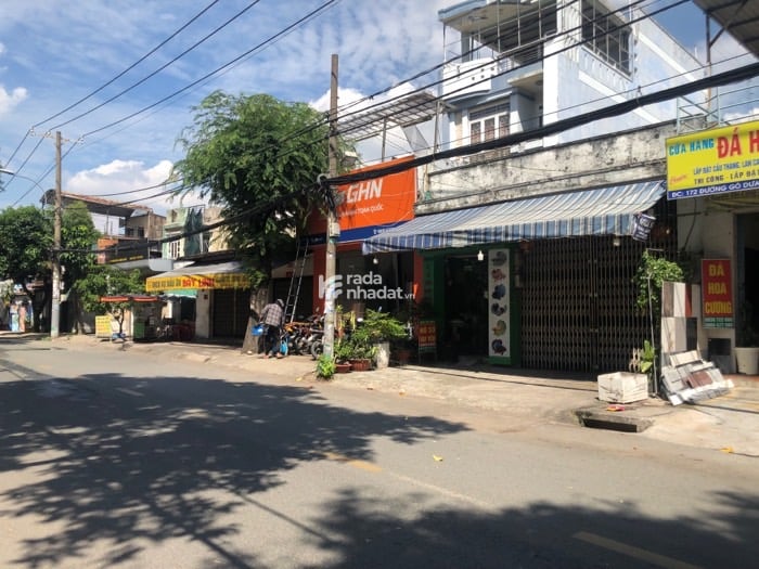 BÁN ĐẤT TẶNG NHÀ, MẶT TIỀN KINH DOANH VIP, GẦN NÚT GIAO GÒ DƯA, 6,5X32 CHỈ 18 TỶ.