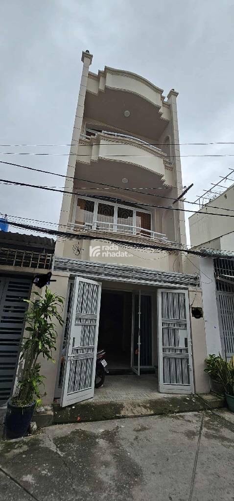 CÁCH MT 2 CĂN - HẺM 8M - NHÀ 4 TẦNG VỊ TRÍ KINH DOANH