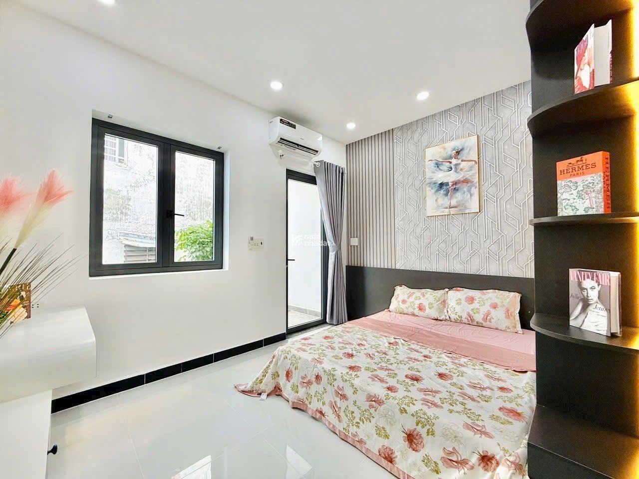 Giảm mạnh 200tr giá chỉ 1,5 tỷ đường Thái Phiên, P8, Quận 11 hẻm xe hơi 5m, DT 33m2, sổ hồng riêng