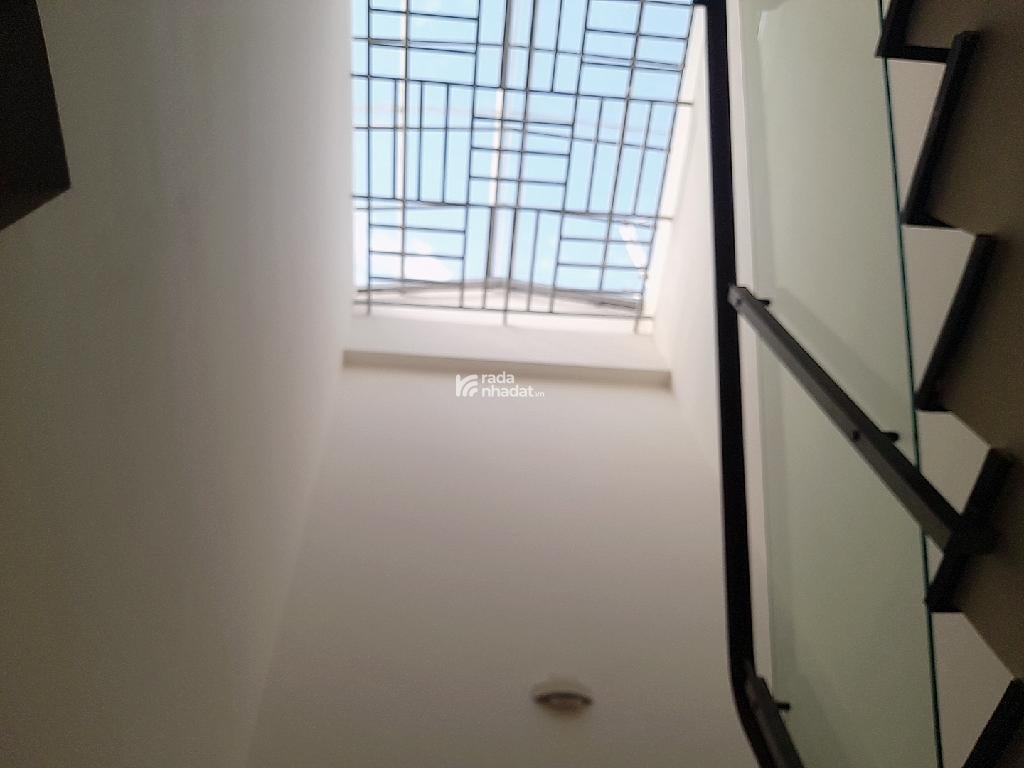 BÁN NHÀ HẺM Ô TÔ PHẠM VĂN CHÍ QUẬN 6 120M2 4 TẦNG 11 TỶ 7PN CHỦ THIỆN CHÍ