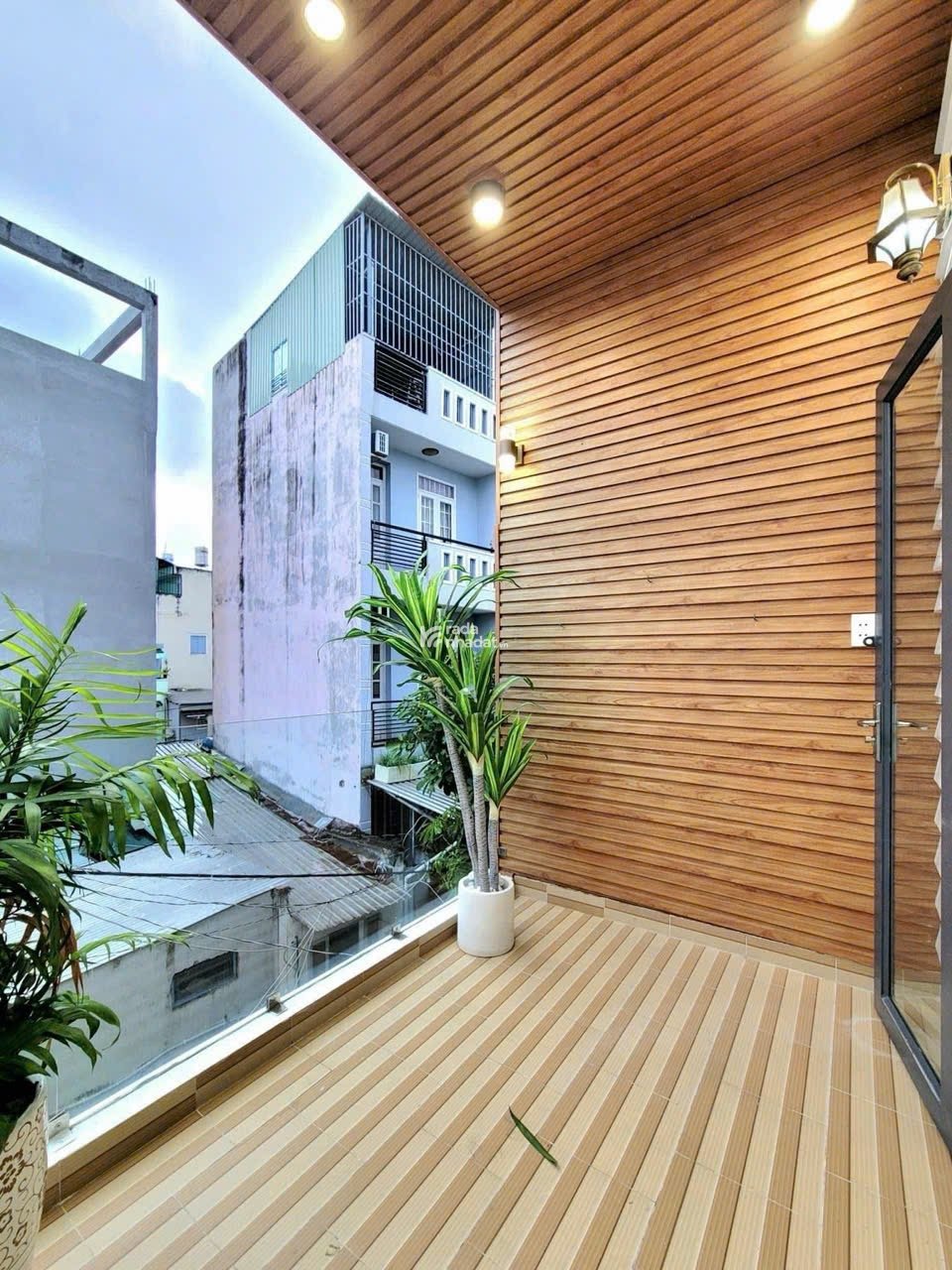 Duy nhất nhà Nguyễn Biểu P1 Q5- 29.6m2 -3PN - 2 tỷ 790 -Sổ hồng riêng - gần ngã 6 Cộng Hoà