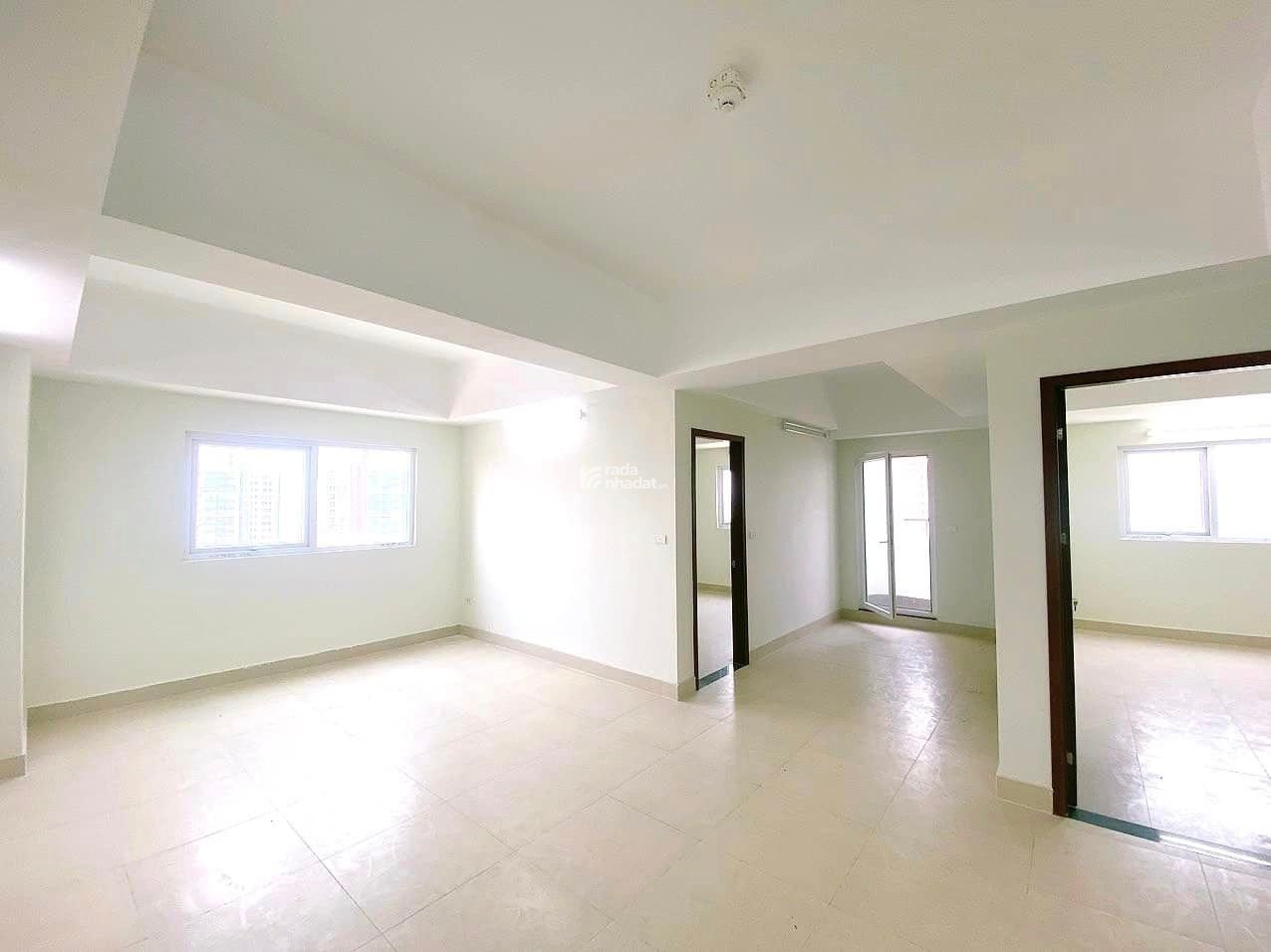CHDV có cửa sổ trời mới full nội thất ngay công viên Làng Hoa