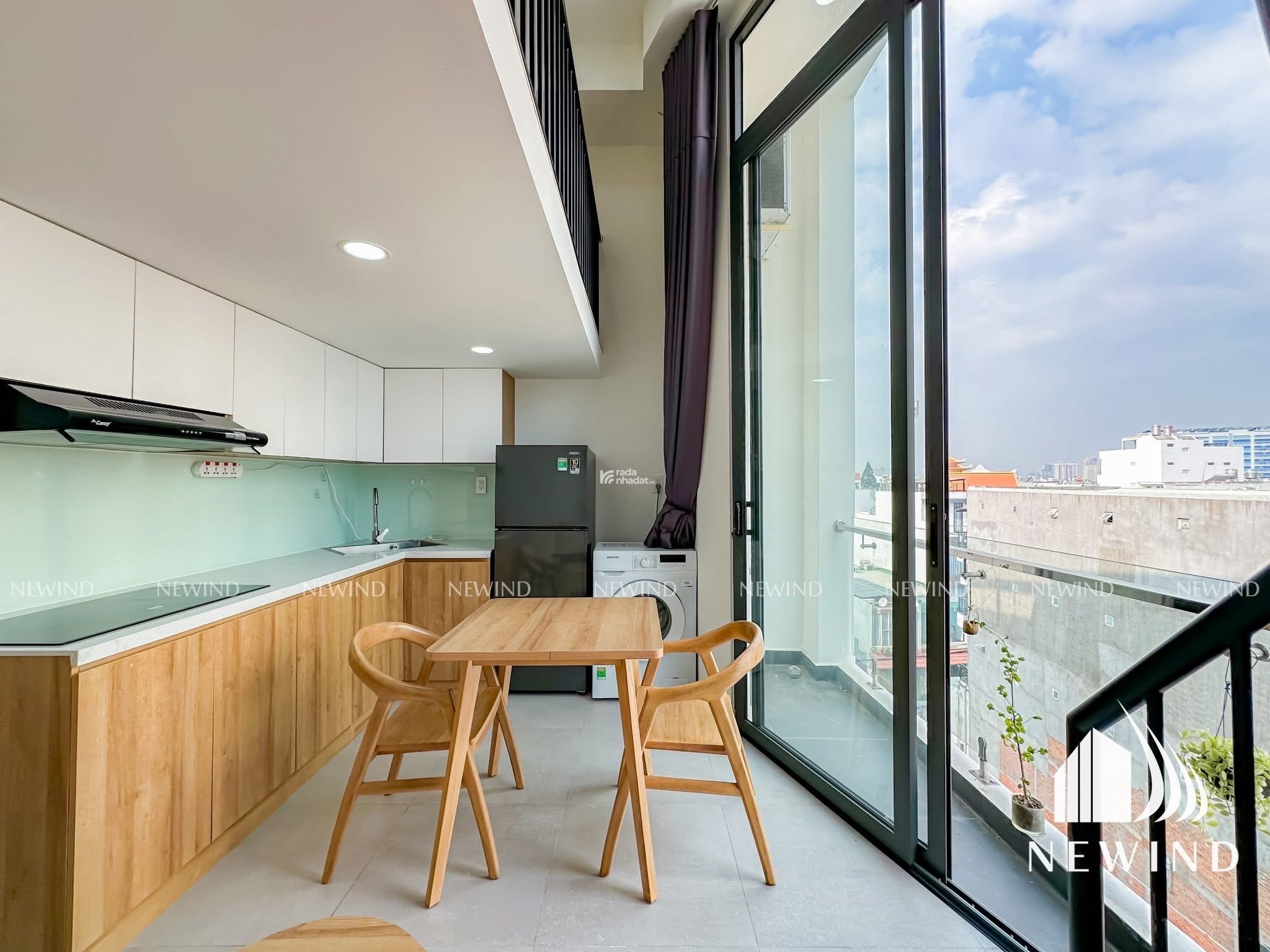 SIÊU PHẨM MỚI TOANH 100% DUPLEX FULL NỘI THẤT CỰC ĐẸP QUẬN 10