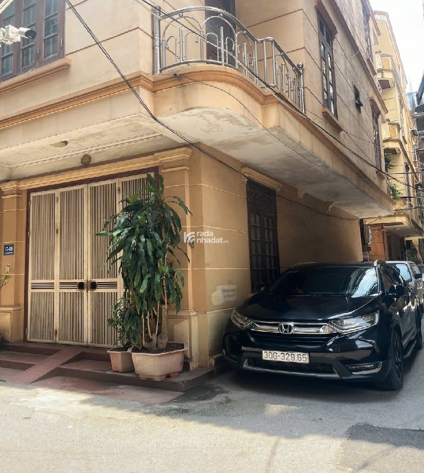 45M2 ĐƯỜNG CẦU GIẤY - NGÕ NÔNG GẦN PHỐ - LÔ GÓC 3 THOÁNG - 7.8 TỶ
