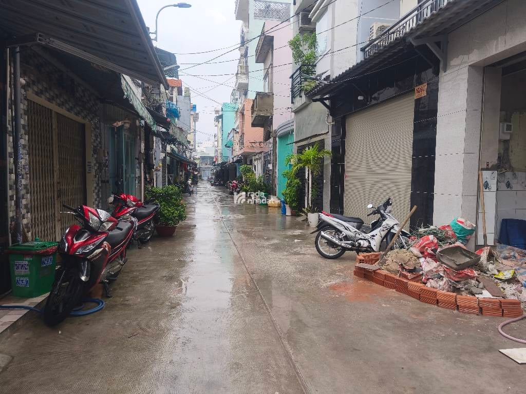 BÁN NHÀ ĐẤT MỚI 47M2 3.X TỶ HẺM XE HƠI KẾ TÊN LỬA AEON MALL BÌNH TÂN