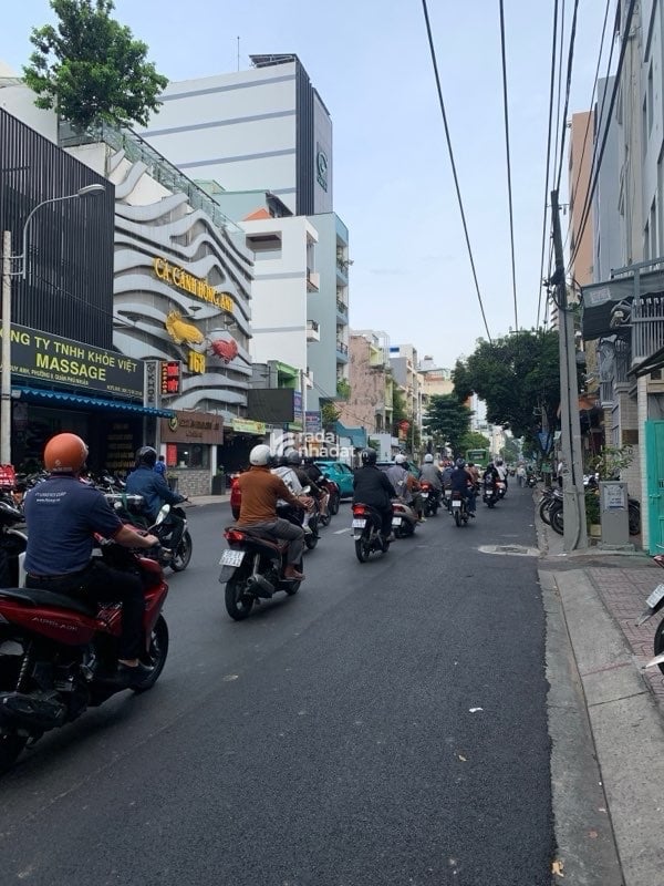 NHÀ NÁT TIỆN XÂY MỚI - NGUYỄN ĐÌNH CHIỂU - P.5 QUẬN 3 - HẺM 5M GẦN MT - DT:55M2 ( 4,5  12 )